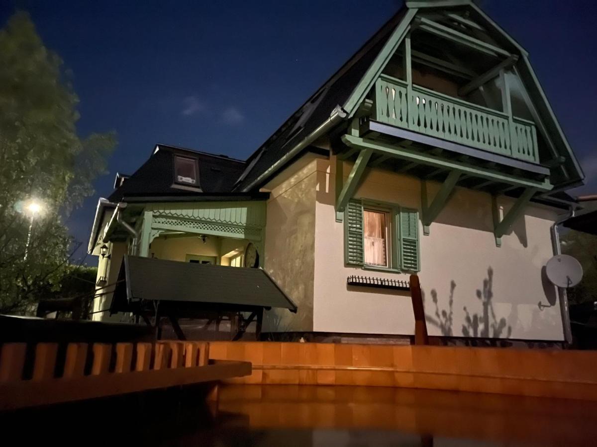 Tamas Apartman Balatonfoeldvar Sziveben- Egesz Evben Nyitva! Exterior foto